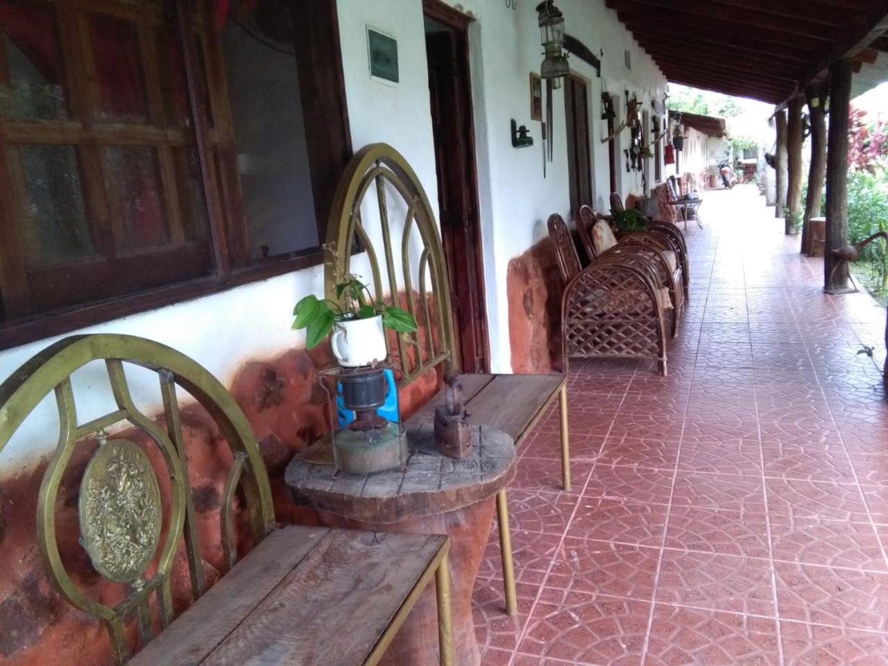 Hospedaje San Cayetano Colonia Carlos Pellegrini  Exteriör bild